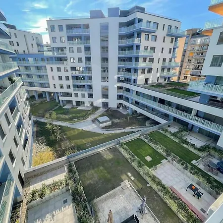 Apartment Brand New Danube W Balcony And Free Parking